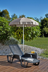 Шезлонг пластиковый GARDEN RATTAN Pool полипропилен антрацит Фото 4