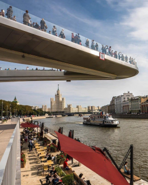 Парящий мост, Москва