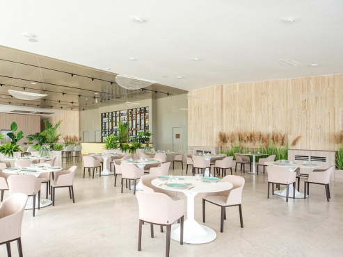 Sebastian - Lobster, Pizza & Burger, Монделло, Италия