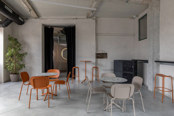 Platforma Wolff, Бухарест, Румыния