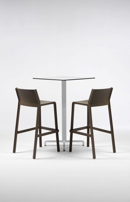 Стул пластиковый барный Trill Stool