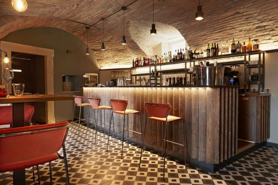 Hill Colle Bistrot, Эрбуско, Италия