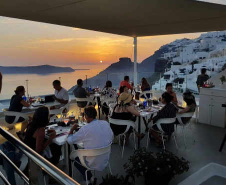 Onar Wine Bar, Санторини, Греция