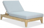Шезлонг-лежак деревянный с матрасом Tagliamento Cano акация, ткань светлый тик, светло-серый Фото 1