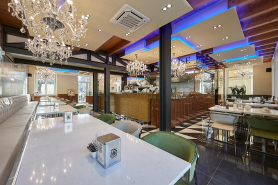 C House Cafè, Пескьера-дель-Гарда, Италия