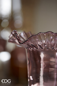 Ваза расклешенная с цветочными оборками EDG Vase стекло античный розовый Фото 2