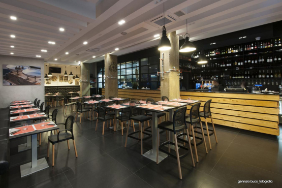 Morsi & Rimorsi Pizzeria, Казерта, Италия