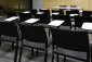Стул пластиковый со столиком Resol Fiona chair conventions стеклопластик черный Фото 3