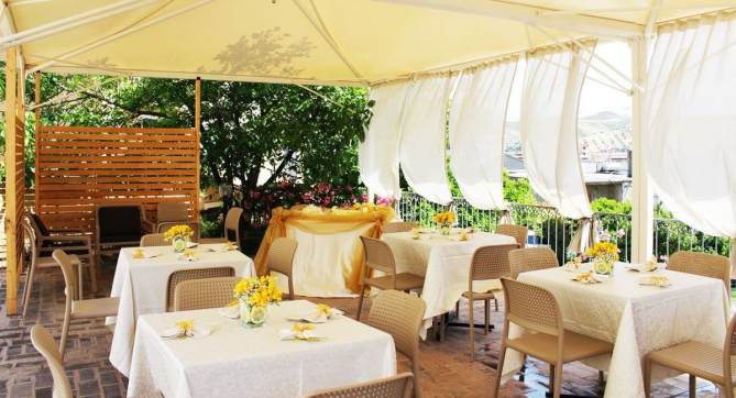 BBuSS Country Club, Italia, Catanzaro