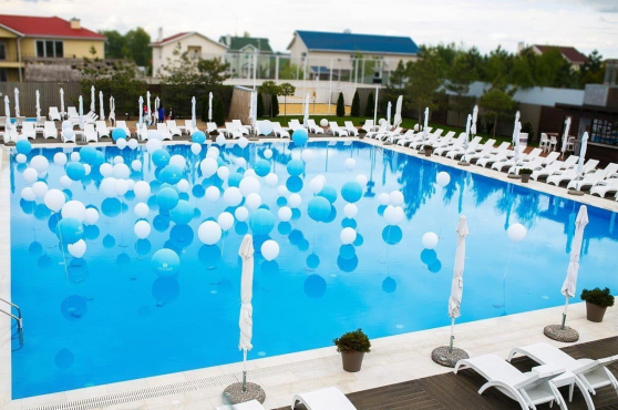 Загородный клуб 