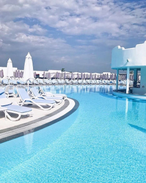 Летняя резиденция Santorini, г. Краснодар