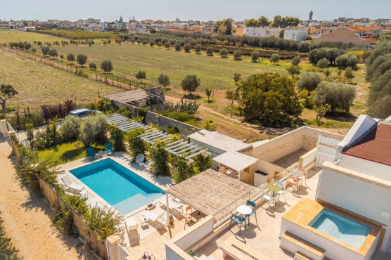 B&B Masseria Ella, Пульсано, Италия