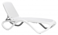 Шезлонг-лежак пластиковый Omega