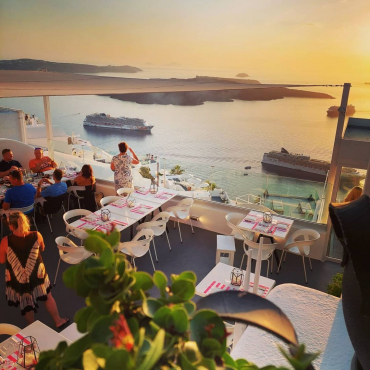 Onar Wine Bar, Санторини, Греция