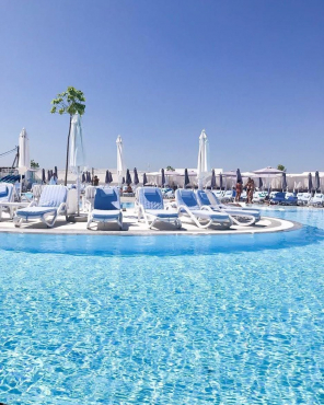 Летняя резиденция Santorini, г. Краснодар