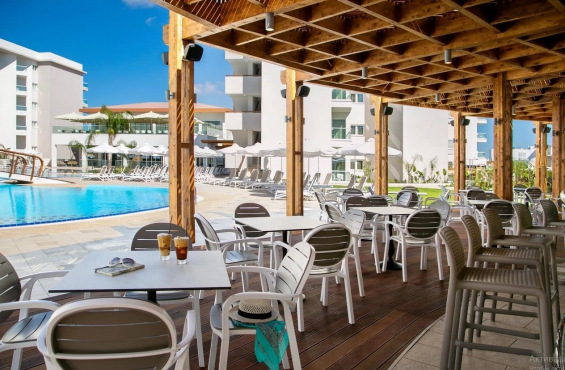 Vangelis Hotel & Suites, Кипр