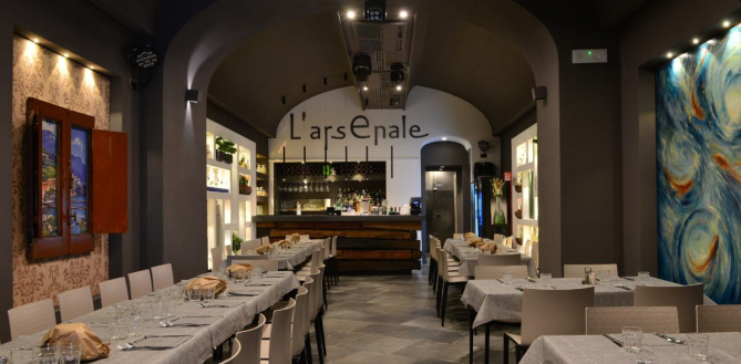 L'Arsenale Italian Food & Lounge Bar, Амальфи, Италия