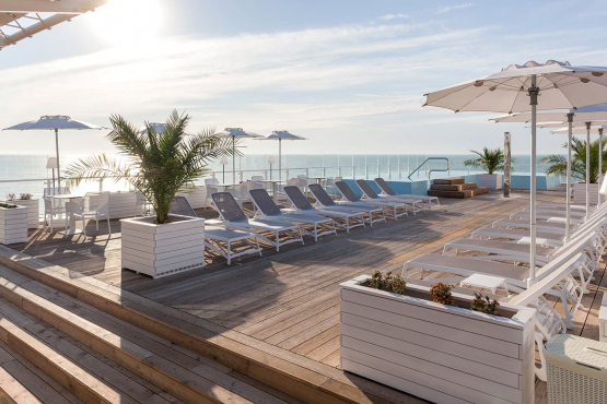 Moncastro Beach Hotel, Затока