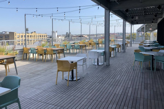 Бар LLoHi, Бруклин, г. Нью-Йорк, США