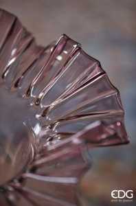 Ваза расклешенная с цветочными оборками EDG Vase стекло античный розовый Фото 5