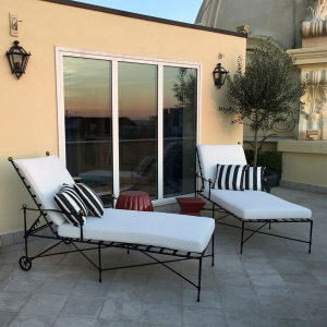 Шезлонг-лежак металлический с матрасом JANUS et Cie Amalfi сталь, акрил сланцевый Фото 5