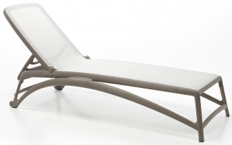 Шезлонг-лежак пластиковый-thumbs-Фото1