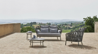 Диван плетеный с подушками-thumbs-Фото4