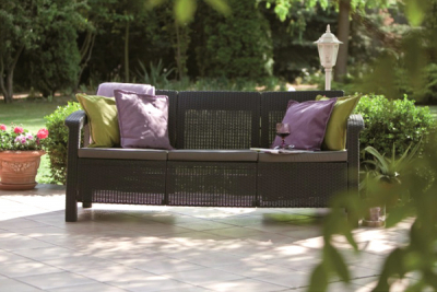 Диван пластиковый Keter Corfu Love Seat Max пластик с имитацией плетения коричневый Фото 3