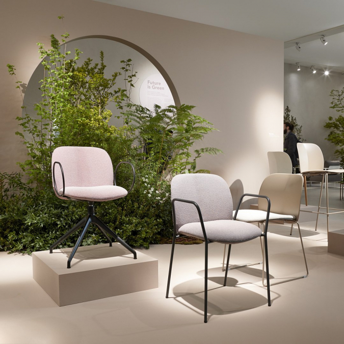 Кресло офисное с обивкой Mentha Pop