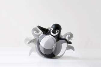 Неваляшка пластиковая Pingy