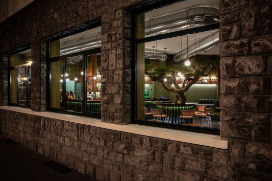 The Corner, Кунео, Италия