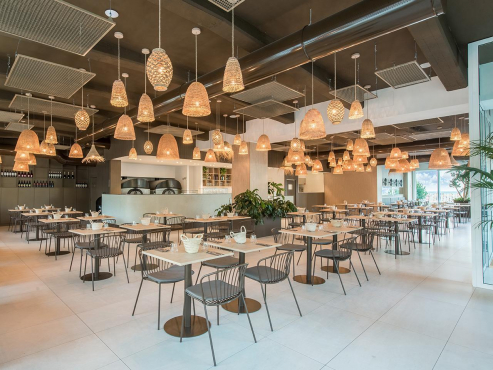 Sebastian - Lobster, Pizza & Burger, Монделло, Италия