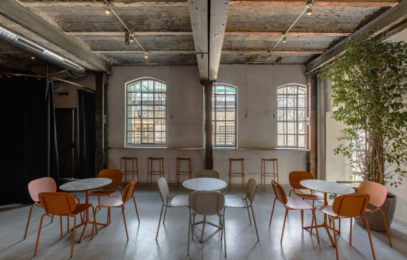 Platforma Wolff, Бухарест, Румыния