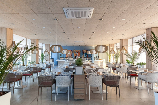 Moncastro Beach Hotel, Затока