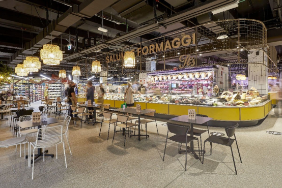 It's Market, Ронкаделле, Италия