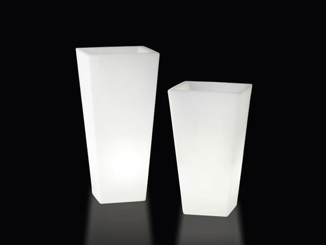 Кашпо пластиковое светящееся Y-Pot Lighting