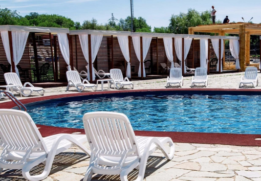 Загородный клуб 