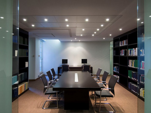 Sherman & Sterling, Франция