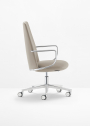 Кресло офисное на колесах PEDRALI Elinor алюминий, кожа, пенополиуретан полированный алюминиевый, бежевый Фото 6