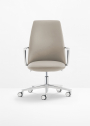 Кресло офисное на колесах PEDRALI Elinor алюминий, кожа, пенополиуретан полированный алюминиевый, бежевый Фото 5
