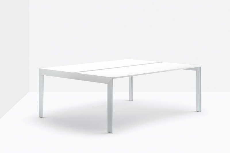 Стол ламинированный Matrix Desk