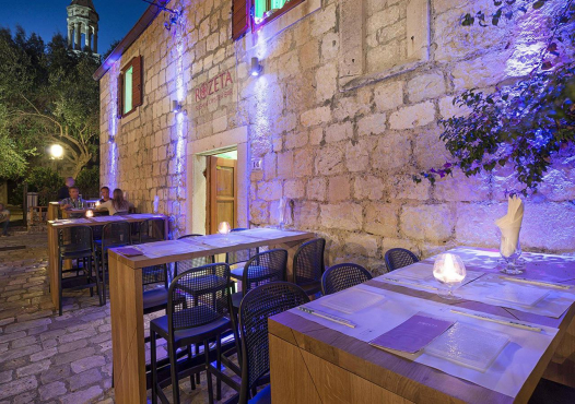 Rozeta Sushi & Oyster bar, Хвар, Хорватия