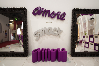 Скамья пластиковая дизайнерская Amore Standard