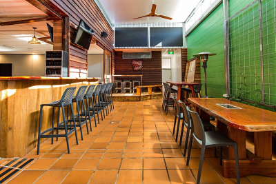 Комплект пластиковых барных стульев Siesta Contract Air Bar 75 Set 2 стеклопластик черный Фото 17