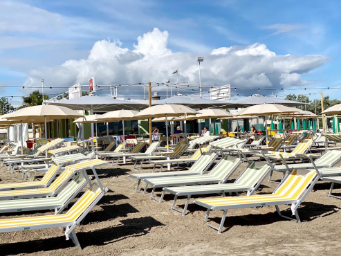 Пляж Bagni Tonino 23, Риччоне, Италия