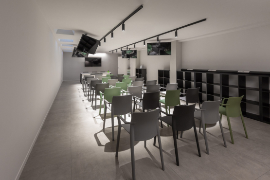 Tiziano e Co, Италия