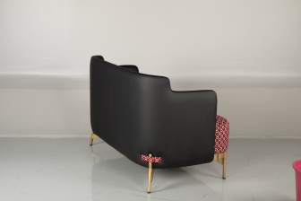 Диван двухместный с подушками Minotti