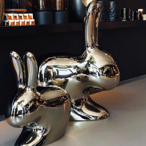 Стул пластиковый Qeeboo Rabbit Metal Finish полиэтилен серебристый Фото 5