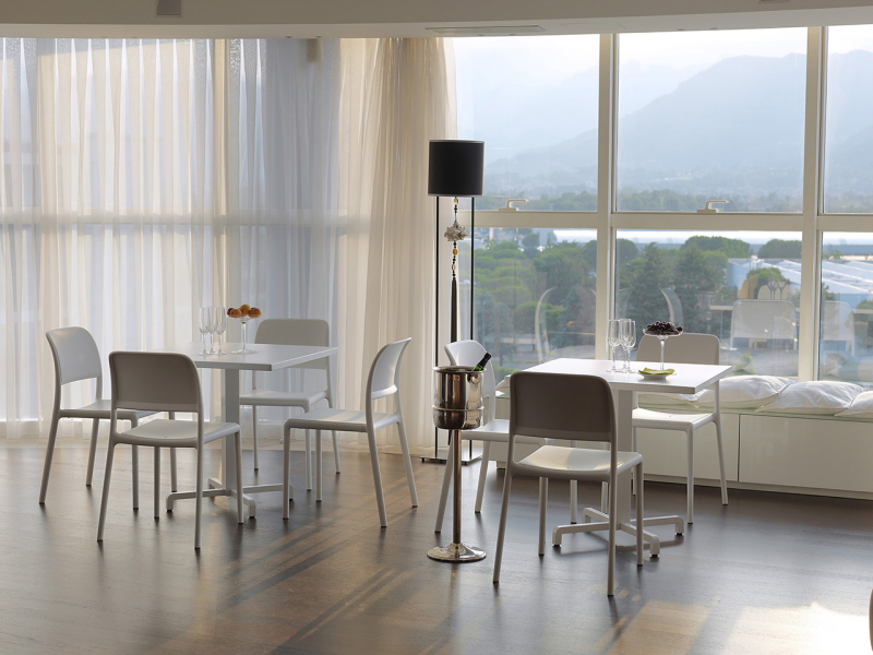 Стул пластиковый Riva Bistrot, белый