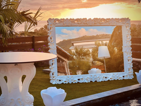 Noon+ Reunion Island, Реюньон, Франция